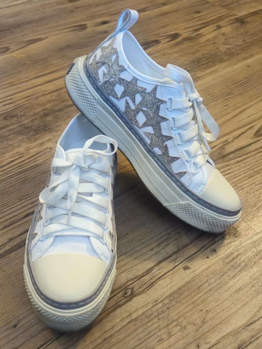 AMIRI Designer White Sneaker w/ Gold Star Accents By AMIRI womans US size 8.5